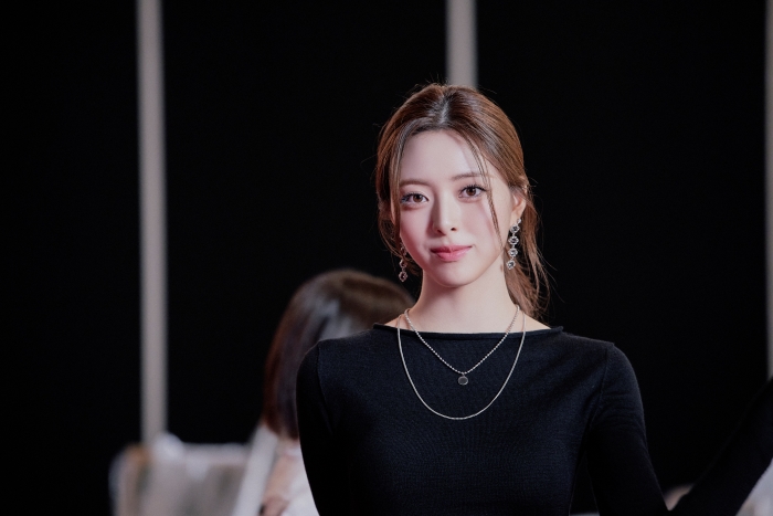 itzy ユナ jyp ITZY ユナ、健康上の理由で昨日のスケジュールに不参加…JYPが